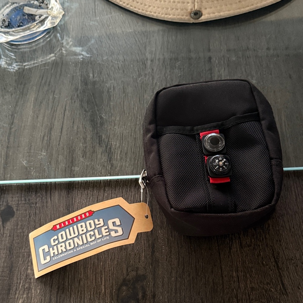 Black belt bag Marlboro